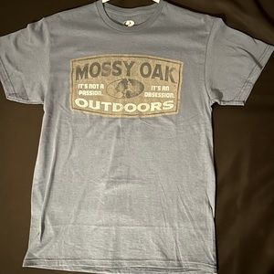 Mossy Oaks Graphic Tee